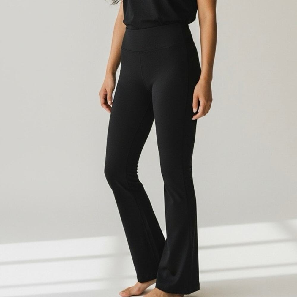 New York & Company Inmotion Active Black Flared Yoga Pants Large Petite NWT